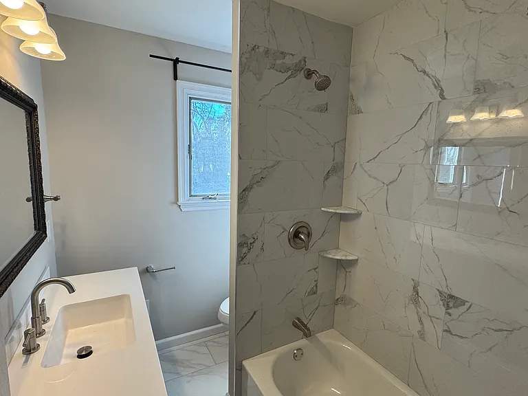 2302 Empire Dr — Photo 9