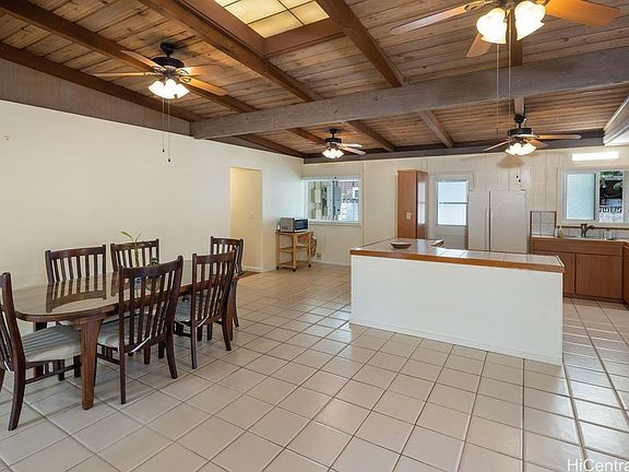 2nd image of 1247 Ulupalakua St