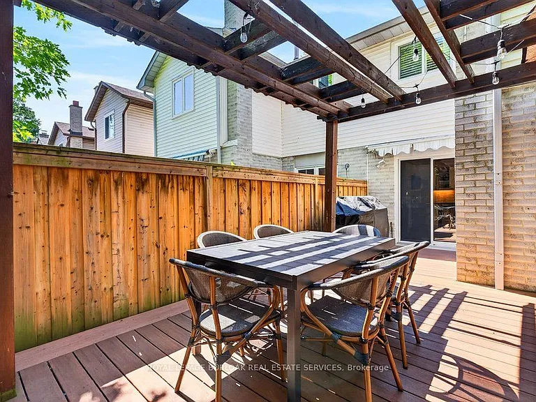 2354 Marine Dr — Photo 43