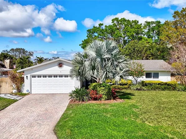 1389 47th Ave NE, Saint Petersburg, FL 33703