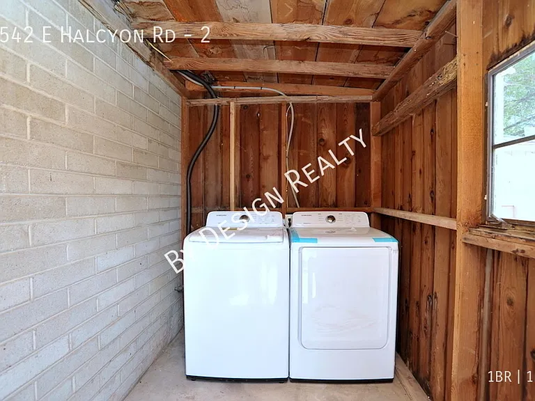 2542 E Halcyon Rd #2 — Photo 19