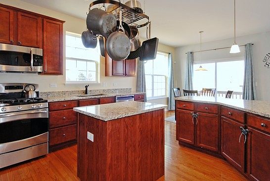 5th image of 3236 Millrace Ln