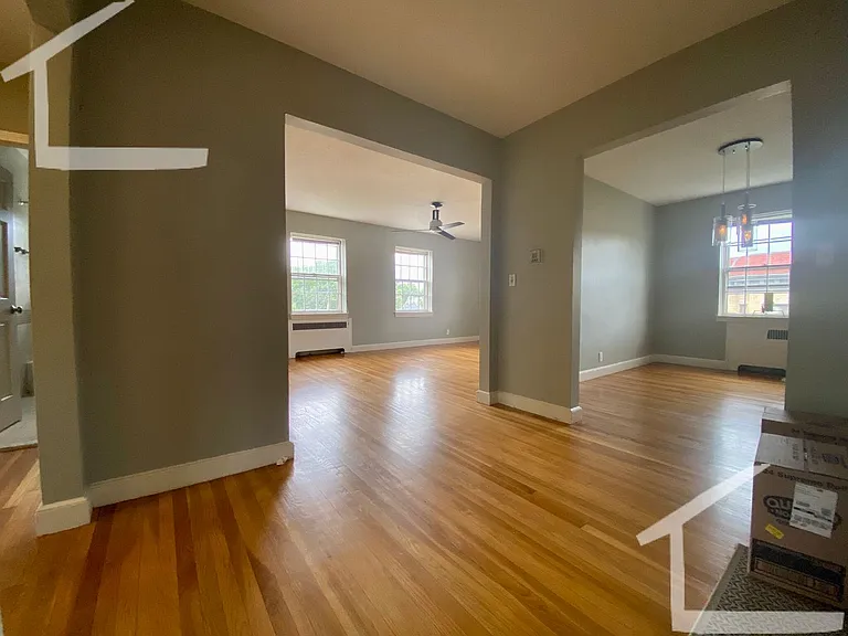 34 Browne St #3 — Photo 8