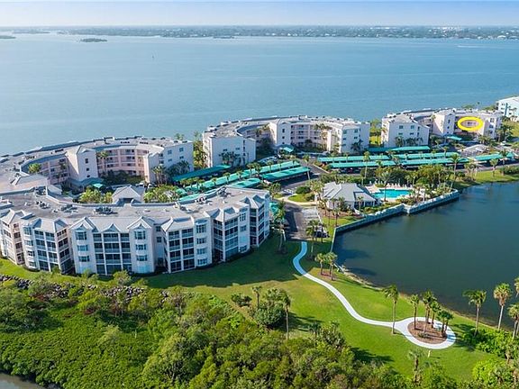 4th image of 5700 NE Island Cove Way APT 4306
