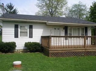 222 State St, Kipton, OH 44049