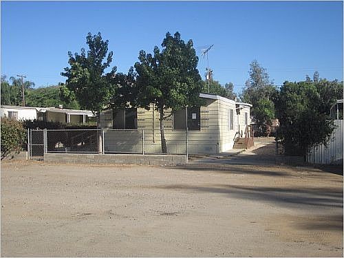 2nd image of 33218 Willard St