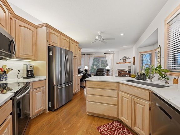 4th image of 13209 E Bridgefield Pl