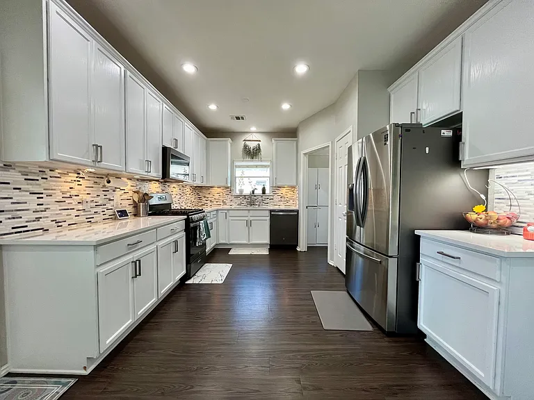313 Lava Bed Dr — Photo 11