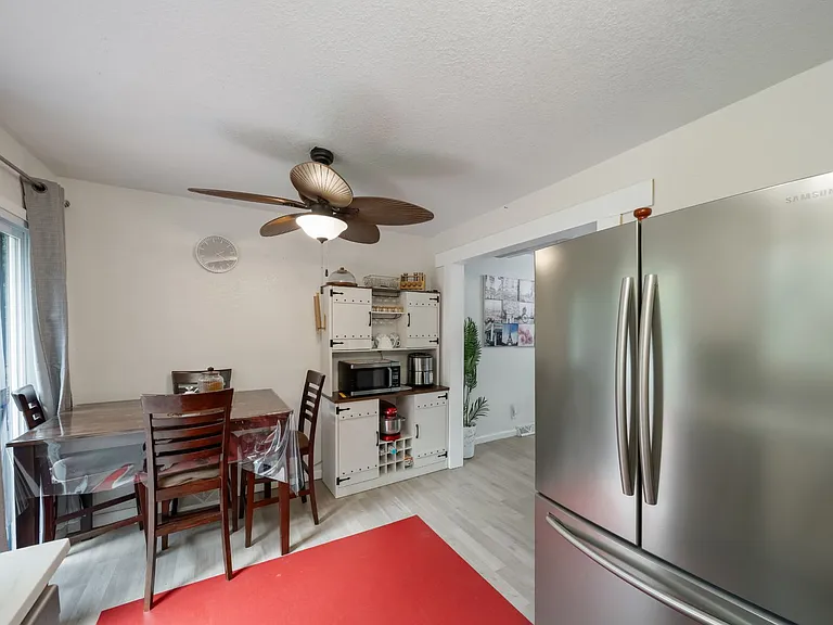 718 S Stevenson St — Photo 10