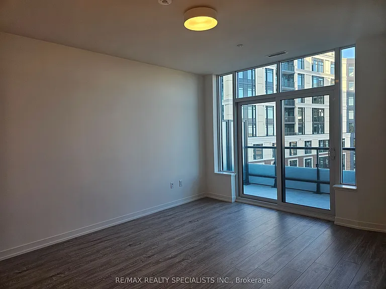 2485 Eglinton Ave W #712 — Photo 5