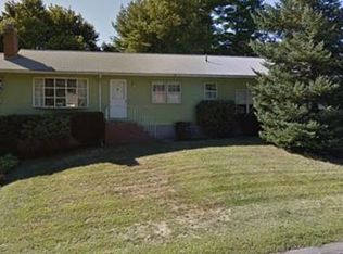 16 Putnam Ln, Danvers, MA 01923