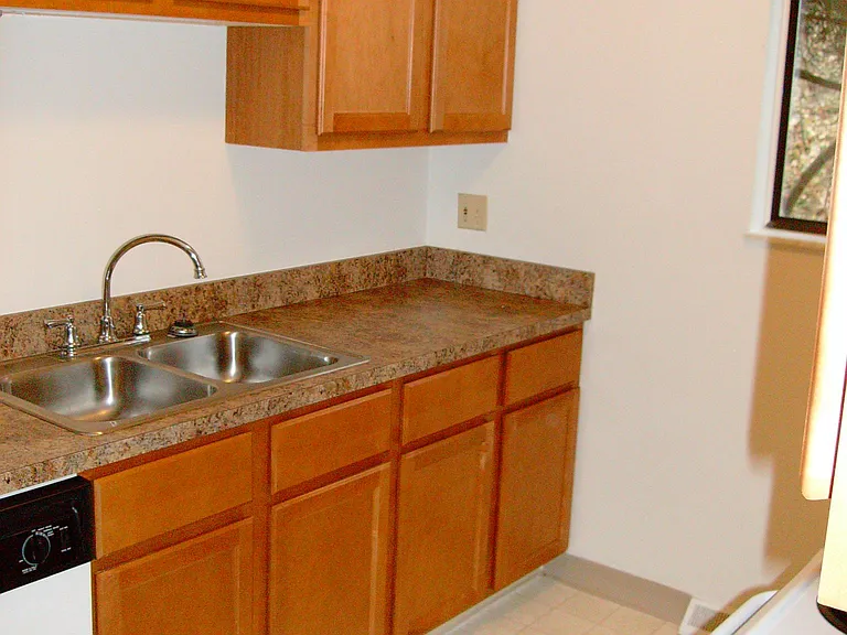2930 Treeside St NW — Photo 8