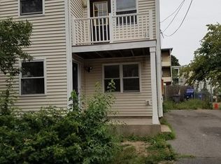 32 Ashton St, Dorchester, MA 02124