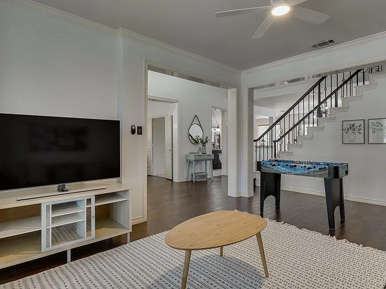 2800 Cherry Spring Ct — Photo 10