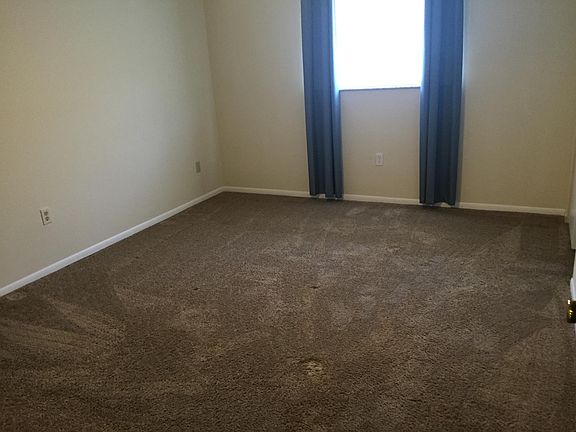 3rd image of 283 Ulster Ln #283