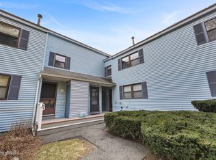7-9 Rolling Hls UNIT 7-9, Lenox, MA 01240