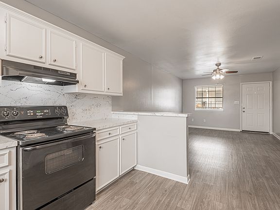 4th image of 600 Palm St #11528564