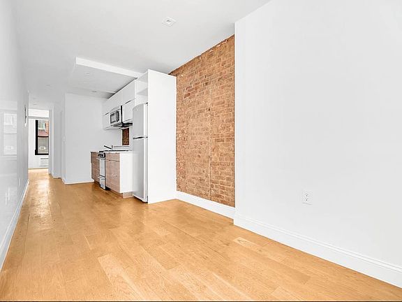4th image of 86 Clinton St #1