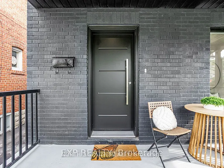 9 Glenvalley Dr #BASEMENT — Photo 1