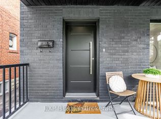 9 Glenvalley Dr #BASEMENT, Toronto, ON M6M4V8