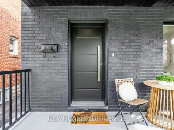 9 Glenvalley Dr #Basement, Toronto, ON M6M 4V8