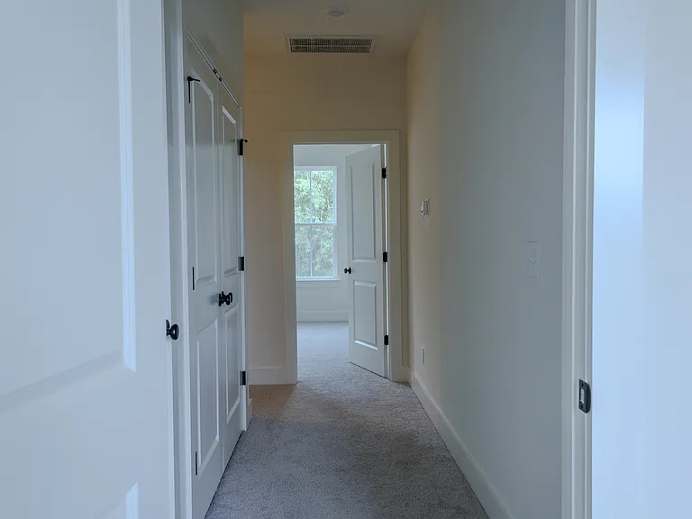 112 Nearwater Pl — Photo 11