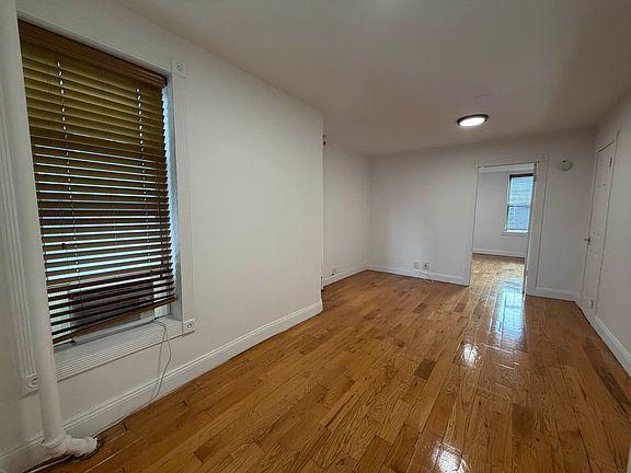 5th image of 347 E 65th St APT 5fe