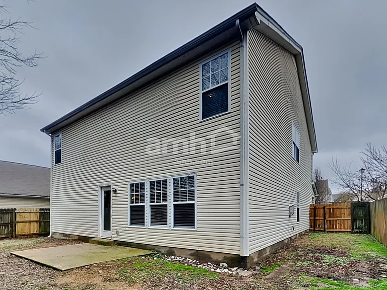 119 Crestwood Ln — Photo 24