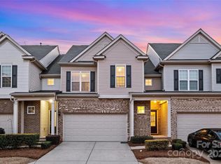 4806 Fonthill Ln, Charlotte, NC 28210