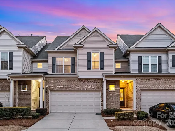 4806 Fonthill Ln, Charlotte, NC 28210