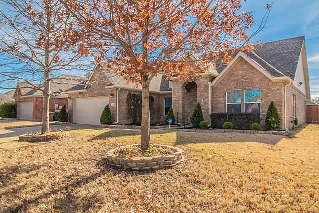 1st image of 3105 Glenwood Dr