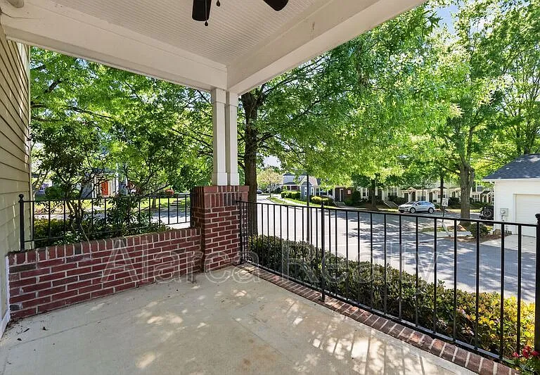330 Davidson Gateway Dr — Photo 15