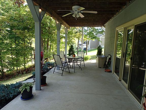 4th image of 1198 Montclair Ct Lot 1685