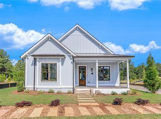 958 Hilltop Park Ct, Dacula, GA 30019