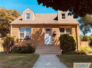 63 Player Ave, Edison, NJ 08817