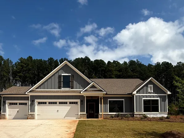 330 Weslyn Dr, Social Circle, GA 30025
