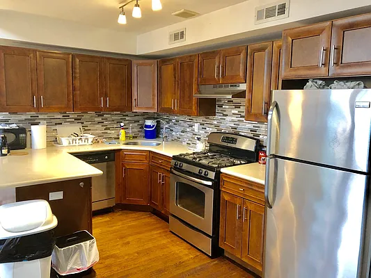 Rented by Yup Realty LLC | media 96