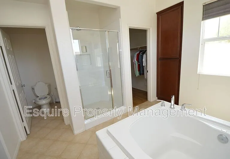 3246 N Ventura Rd — Photo 20
