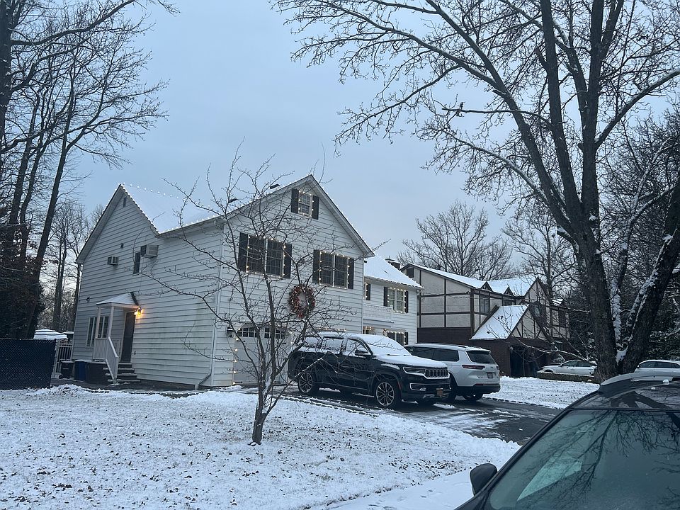 1st image of 24 Uncas Ave #2