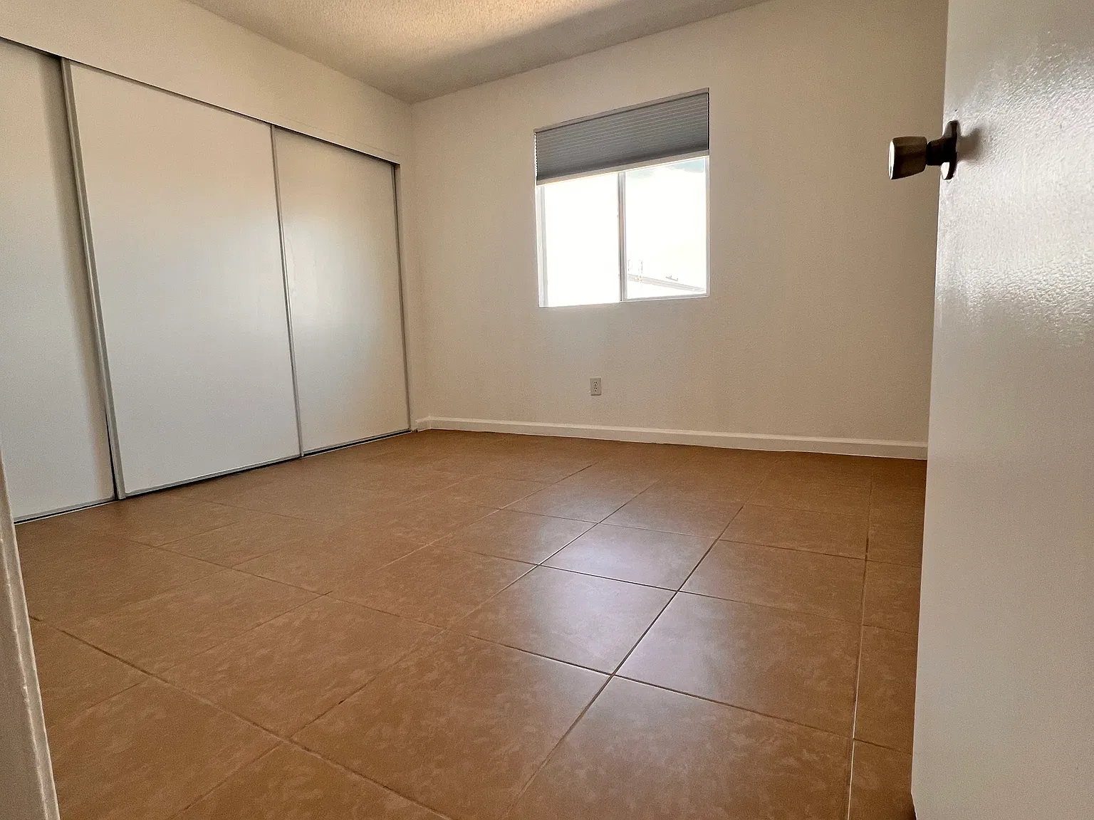 2 bed, 834 sqft, $1,250 — Photo 4
