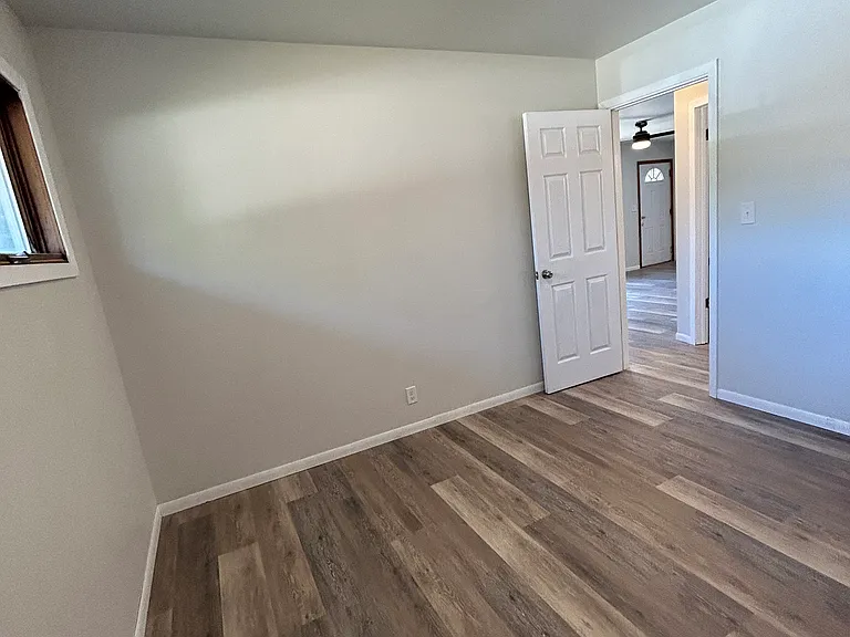 5821 Garrett Ln #3 — Photo 5