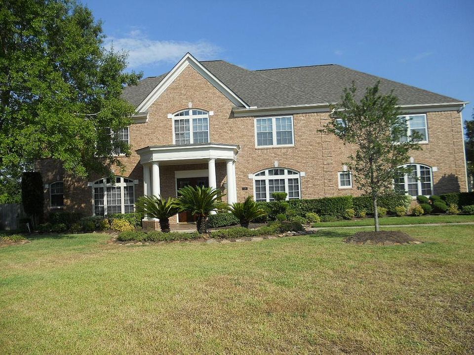 1st image of 14 Leigh Ct