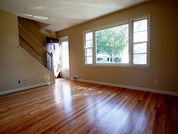 3rd image of 6948 Bedford Ave