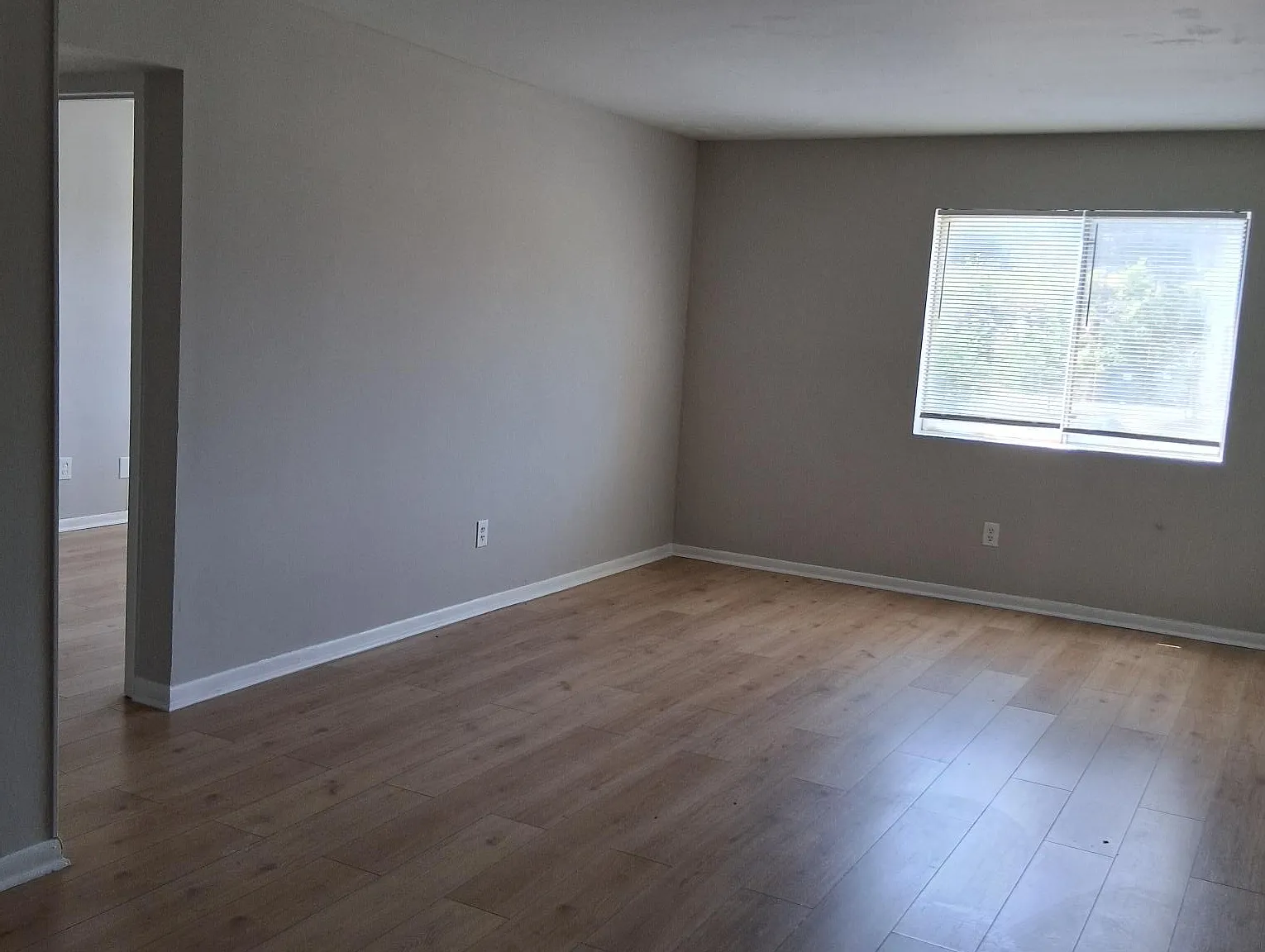 Fairburn Gordon Apartments — Photo 2