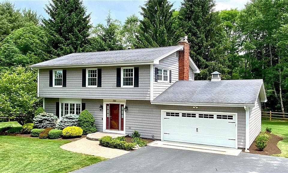 1st image of 1761 Parkmeadow Dr