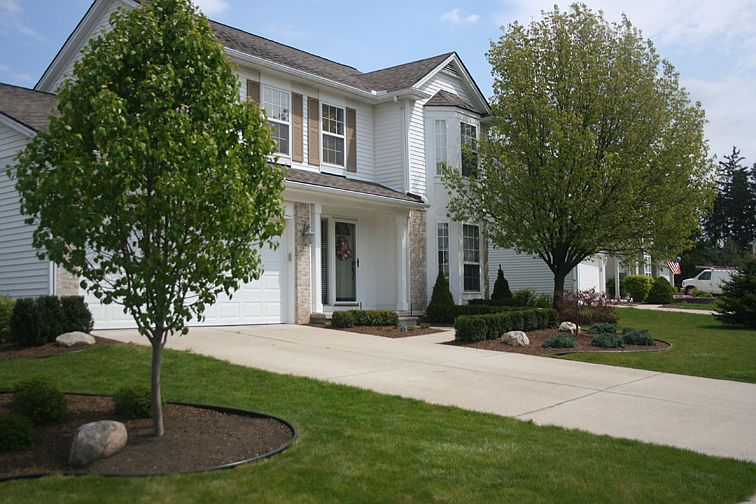 1st image of 962 Westbrook Dr