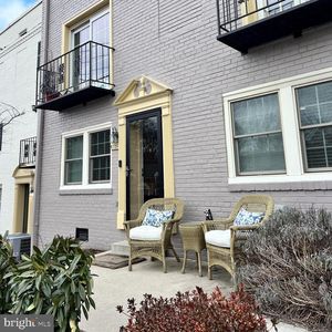 6725 Hillandale Rd #252A, Chevy Chase, MD, 20815