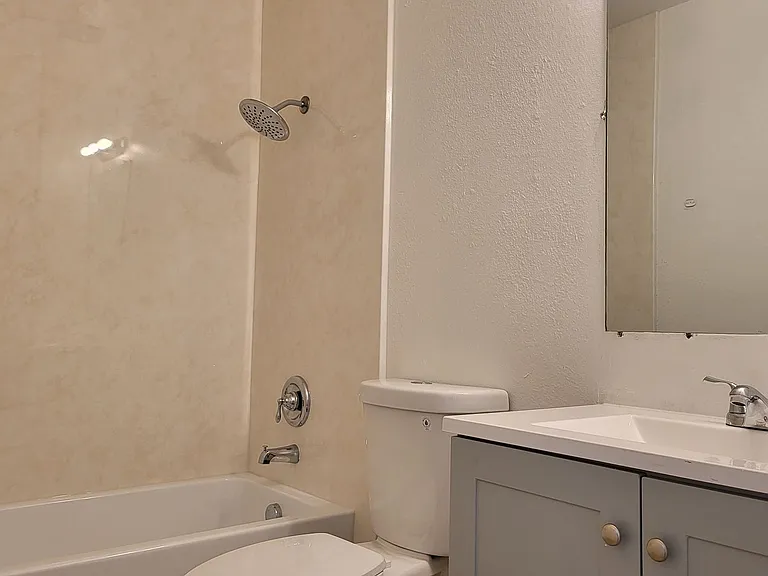 3117 E Carey Ave — Photo 11