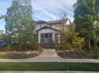 816 Hemlock Ridge Ct, Simi Valley, CA 93065