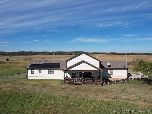 3rd image of 4621 S Garfield Rd